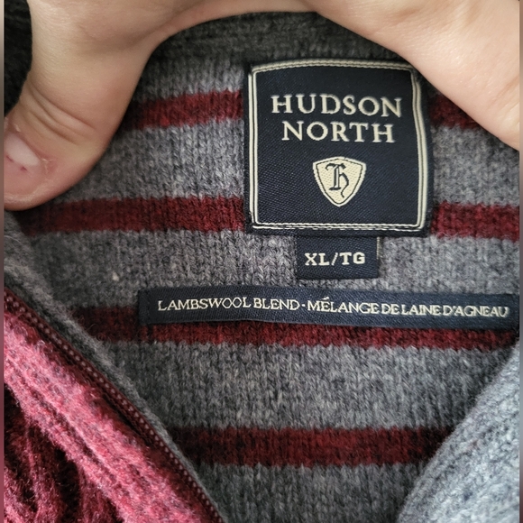 Hudson North  Red Zip Up Sweater, Size XL - Picture 4 of 4
